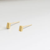 18ct Yellow Gold Bar Stud Earrings