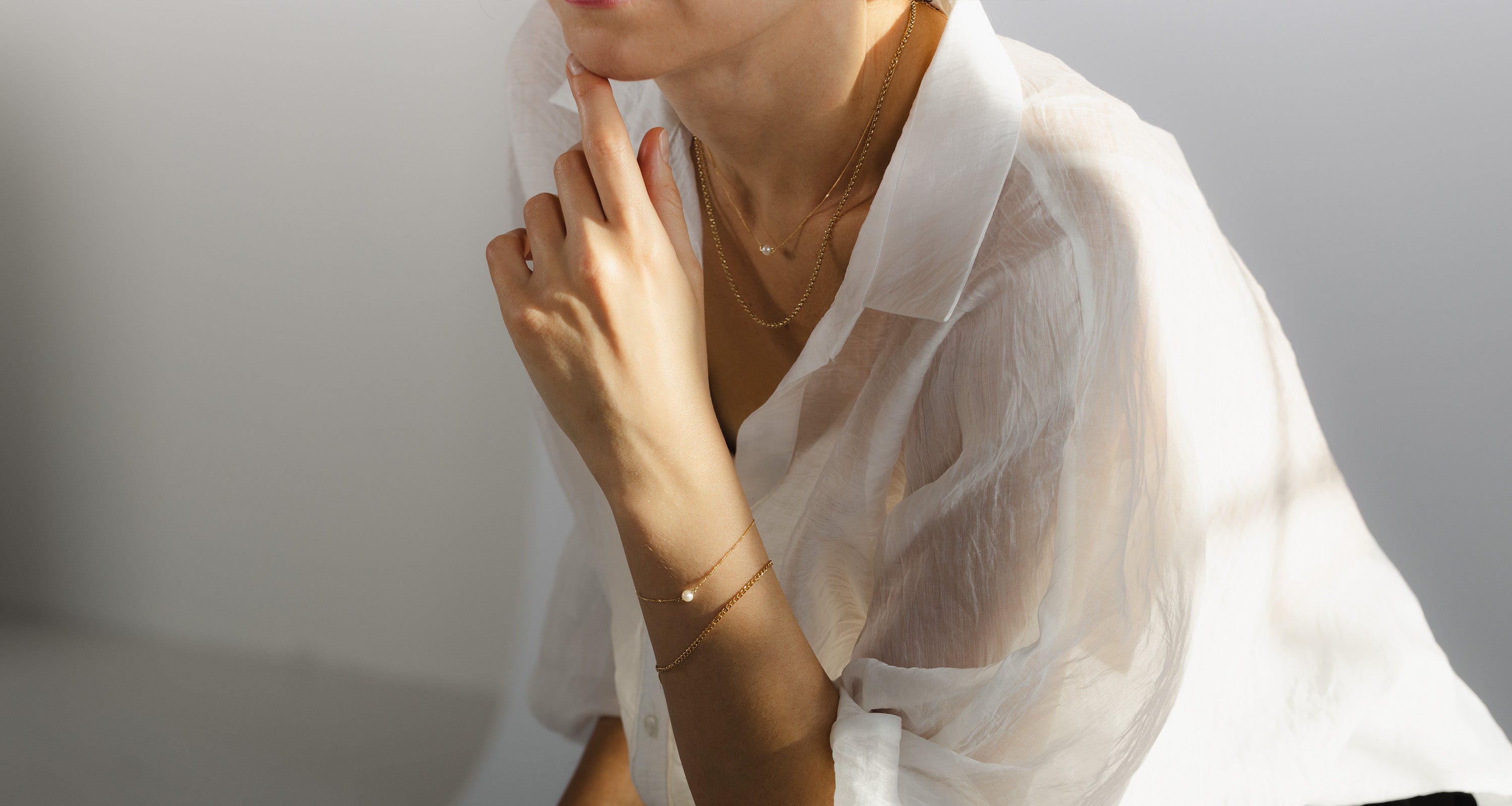 Valentines Gifts for her in the uk- AURIC JEWELLERY