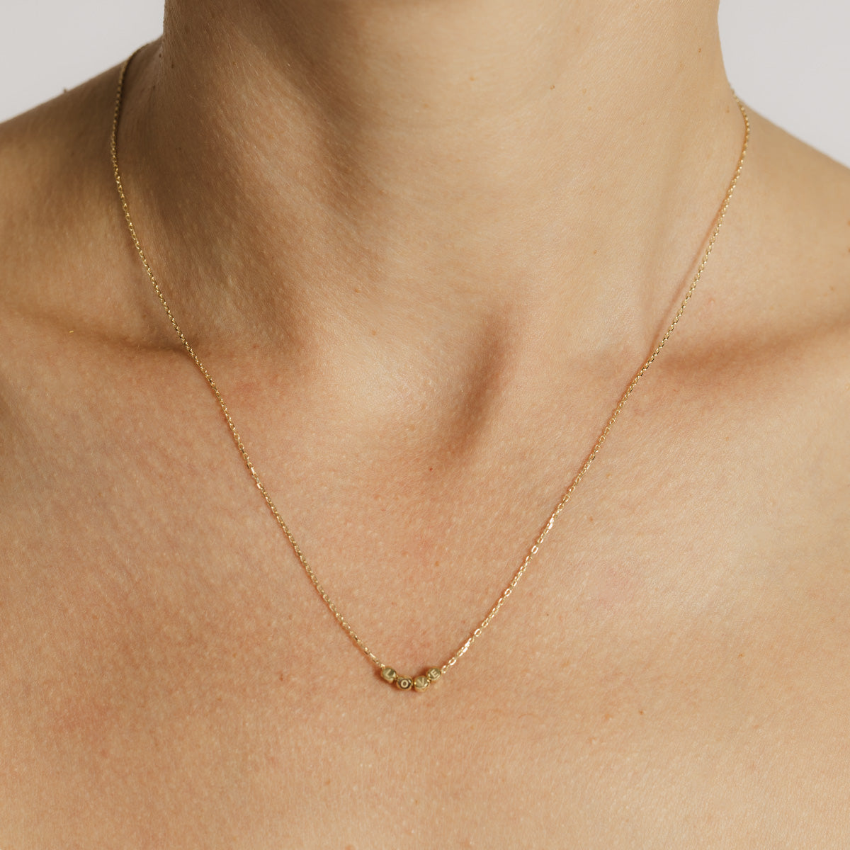 18ct Solid Gold Love Necklace