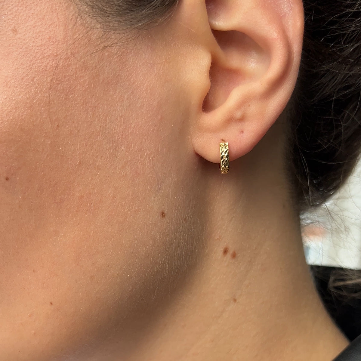 18ct Solid 10mm Gold Hoop Earrings