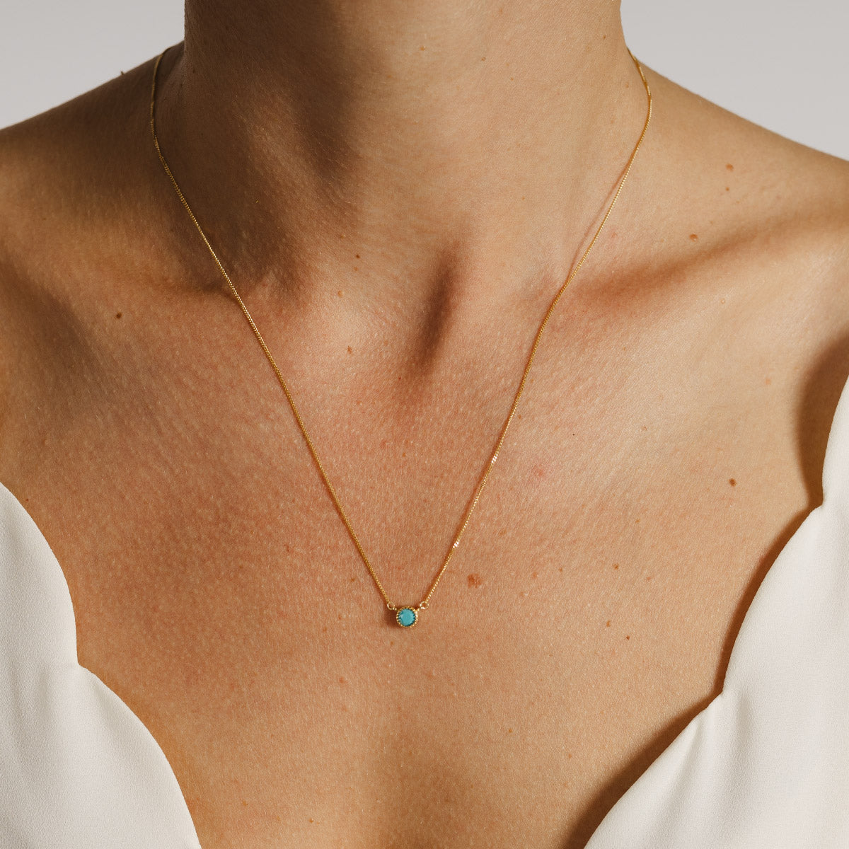 18ct Solid Gold Turquoise Gemstone Necklace
