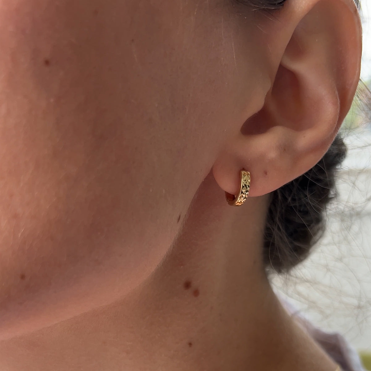 18ct Solid 10mm Gold Hoop Earrings