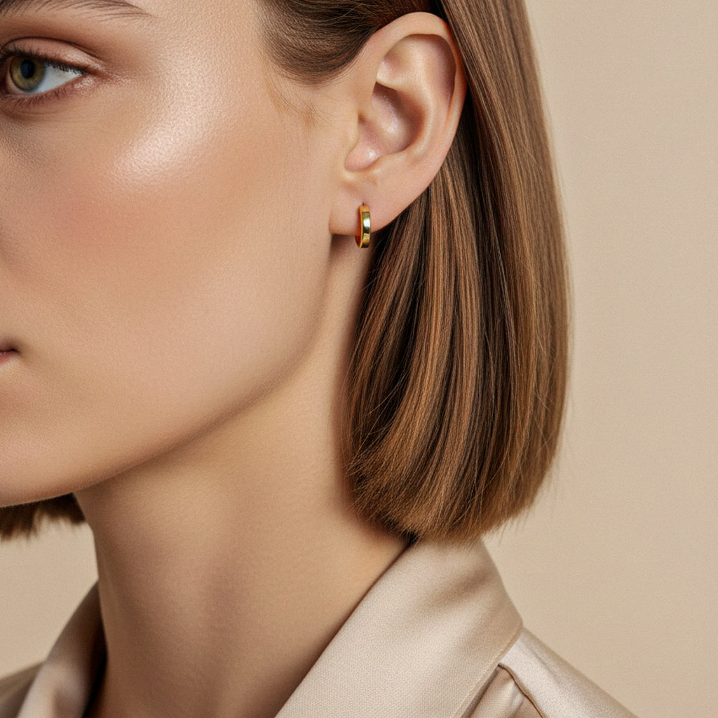 18ct Yellow Solid Gold 12mm Huggie Hoops earrings