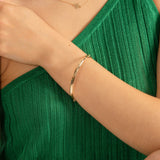 18ct Fine Yellow Gold Hinged Bracelet
