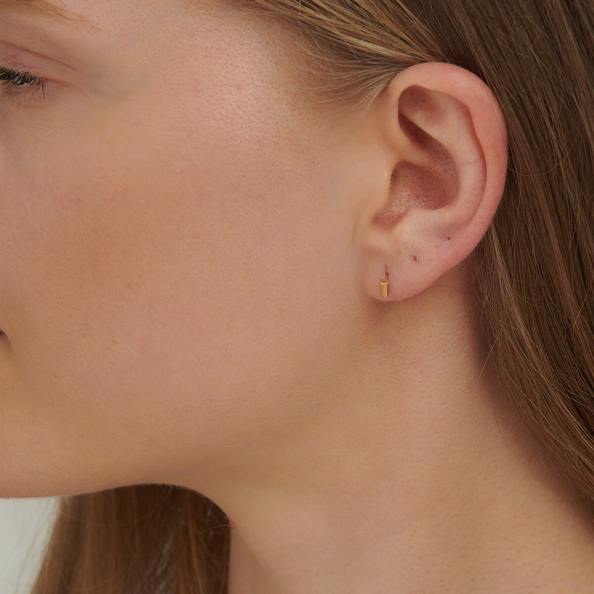 18ct Yellow Gold Cylinder Stud Earrings