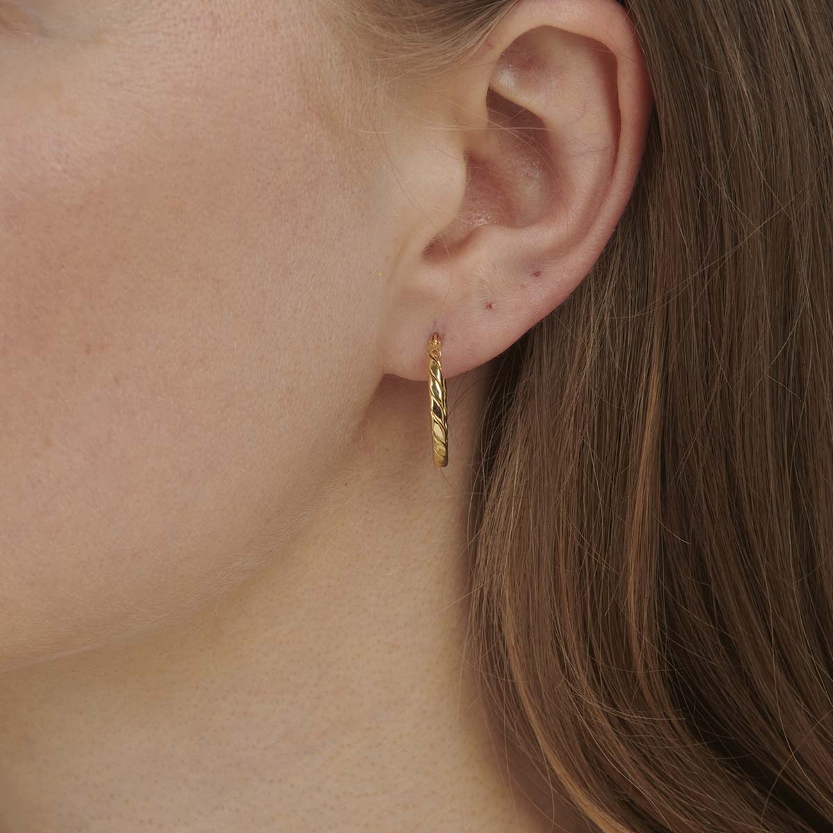 18ct Solid Yellow Gold Medium Real Gold Hoops