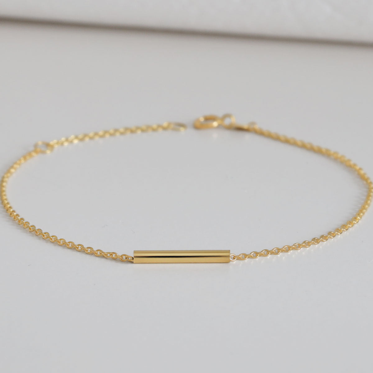 18ct Yellow Gold Cylinder T-Bar Chain Bracelet
