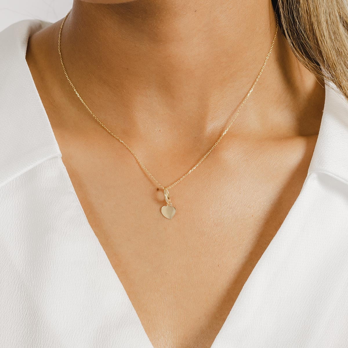 18ct Yellow Gold Heart Charm Pendant Necklace