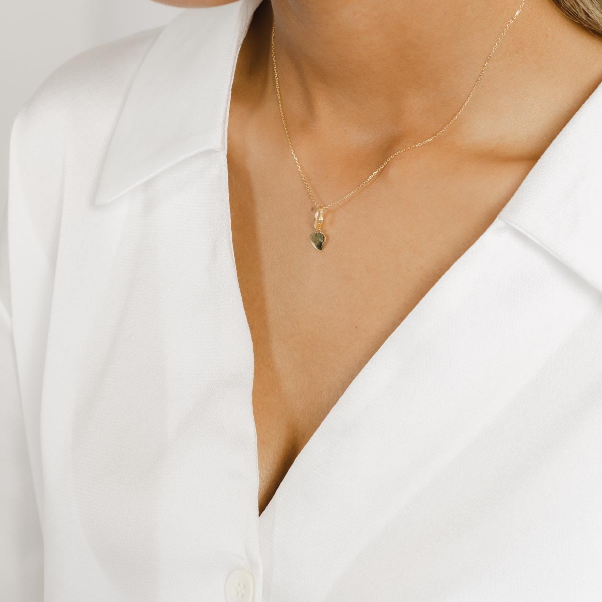 18ct Yellow Gold Heart Tag Charm Pendant