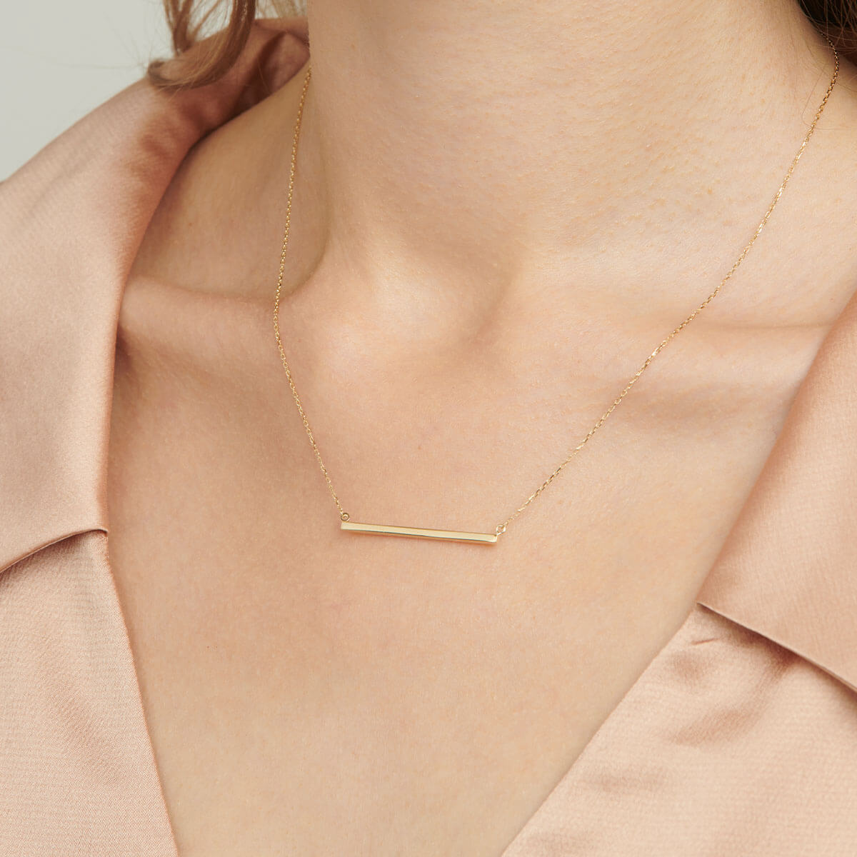 18ct Yellow Gold T Bar Chain Necklace Two Sided