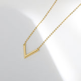 18ct v necklace yellow gold
