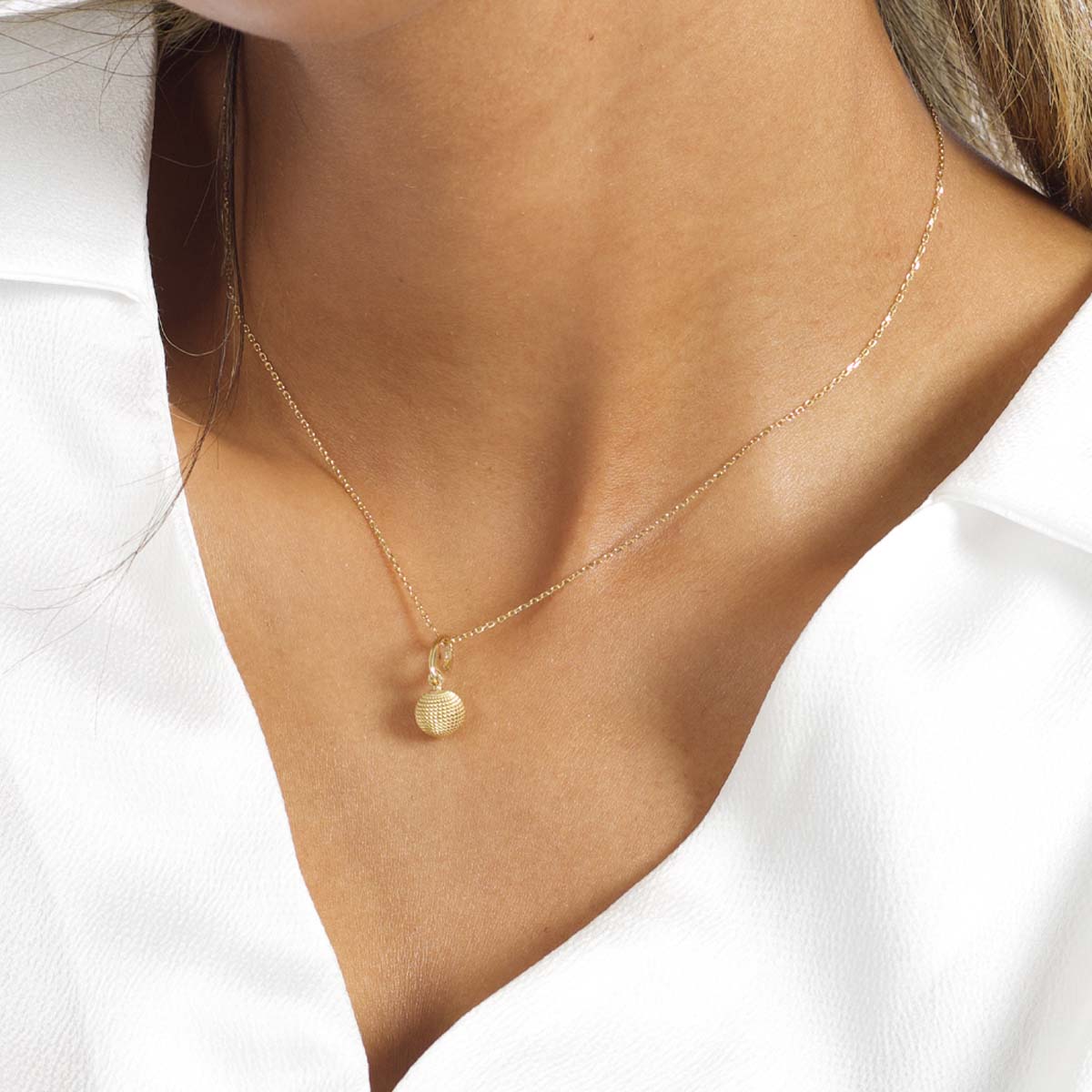 RVM Jewels Small Tiny Heart Shape Pendant Necklace for Girls and Women  Plated Gold Gold-plated Alloy Price in India - Buy RVM Jewels Small Tiny  Heart Shape Pendant Necklace for Girls and