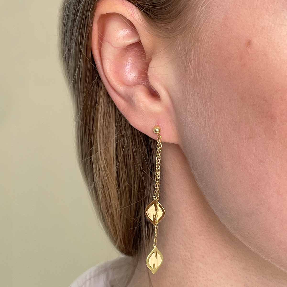 drop earrings gold
