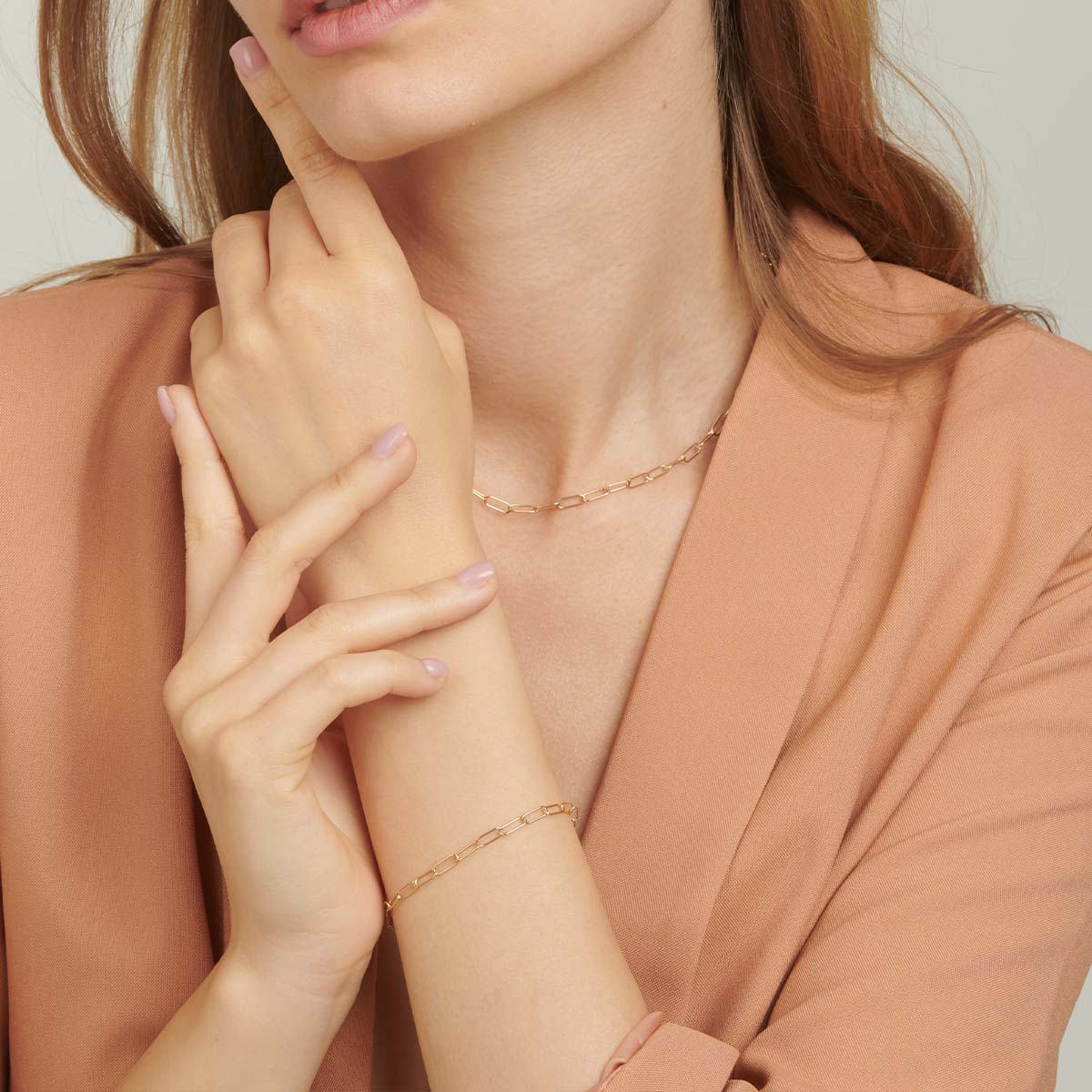 18ct Yellow Gold Paperclip Chain Necklace